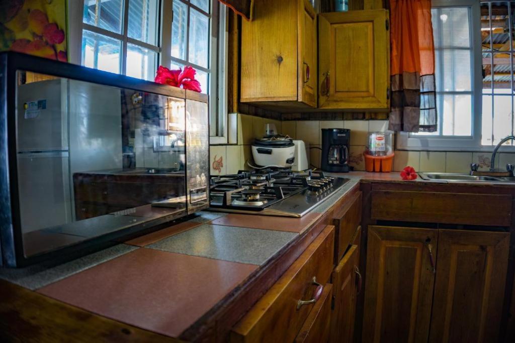 Hostal On The Sea Bocas del Toro Zewnętrze zdjęcie