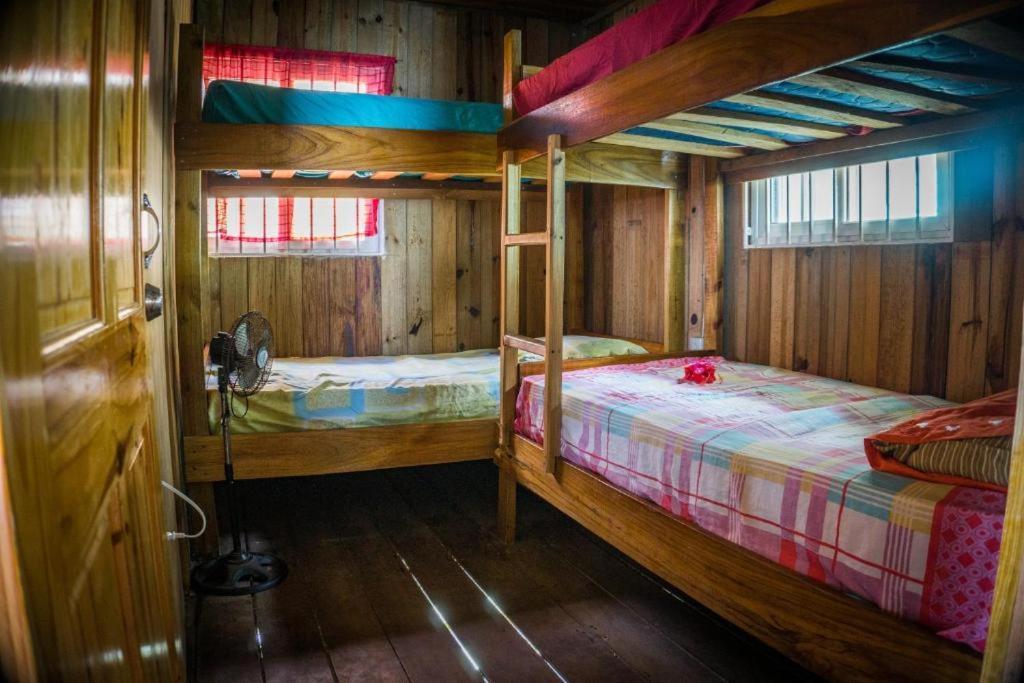 Hostal On The Sea Bocas del Toro Zewnętrze zdjęcie
